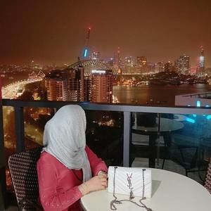 Meet your Posher, Fatima